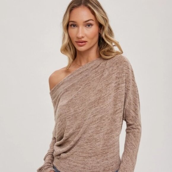 FINAL S & L!!!! CLEAR OUT!!!! Heathered One Off Shoulder Knit Top - Picture 1 of 14